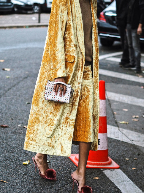 Le velours moir, le challenge stylistique de la saison !