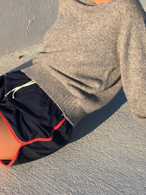 Terriblement envie de faire un footing sur la plage en short de sport vintage !