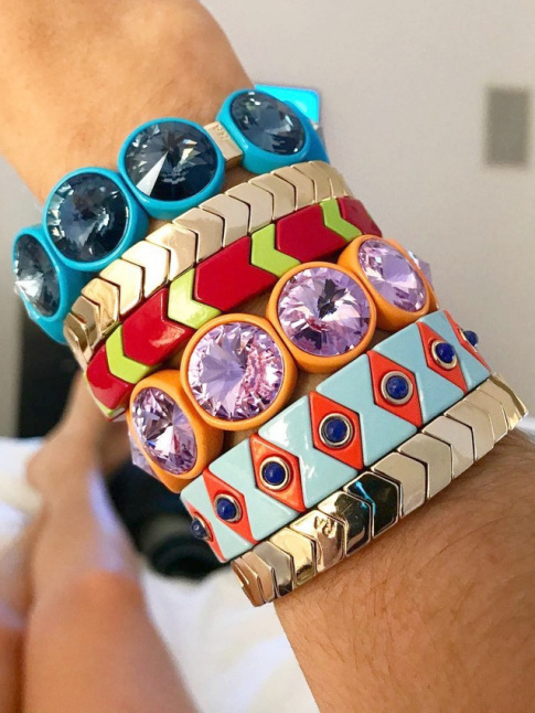 Accumuler les bracelets fantaisie, ou comment se mettre de bonne humeur pour la journe !