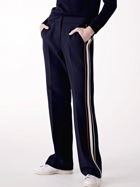 Le pantalon 3 bandes, une bonne alternative au jogging Adidas