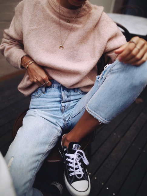 Le pull-over rose ple, l'indispensable friandise hivernale !