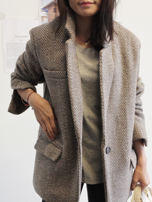 Cet hiver, le blazer se dcline en pais drap de laine