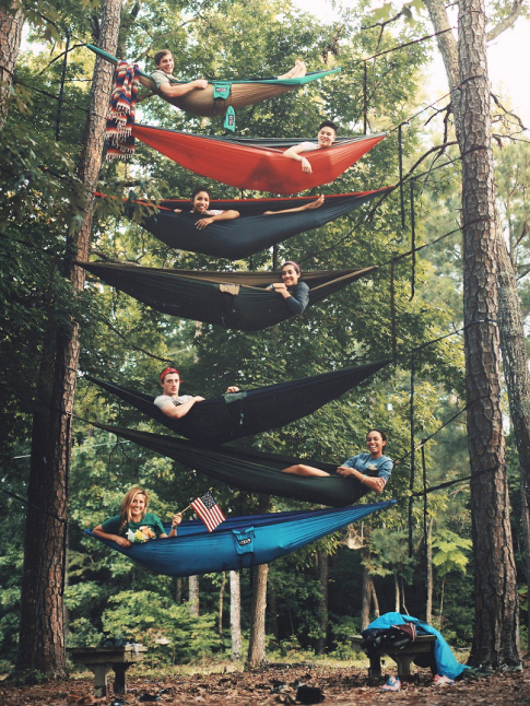 Oui  la colocation repense en mode camping !