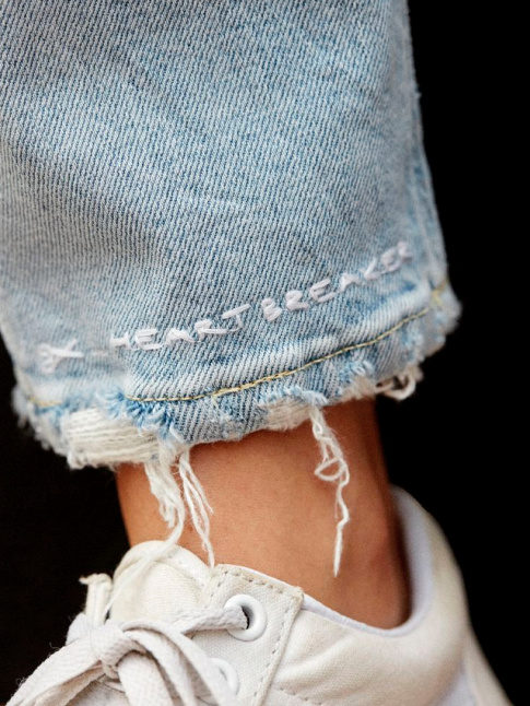 Personnaliser ses vtements, le petit supplment stylistique qui fait parfois la diffrence !