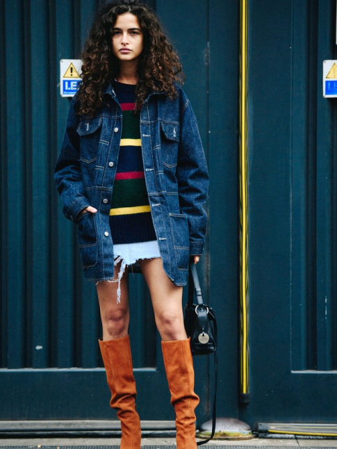Frache, insolente, boyish et sexy, cette jeune femme ne manque de charme !