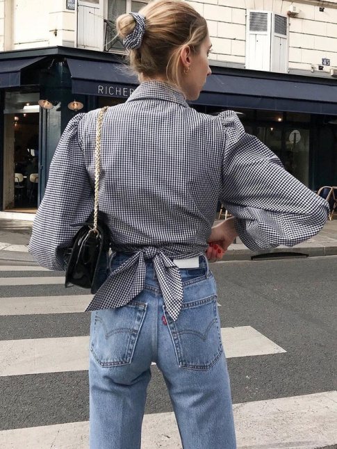 Rien de tel qu'un jean pour apaiser les hauts sophistiqus, voire girly