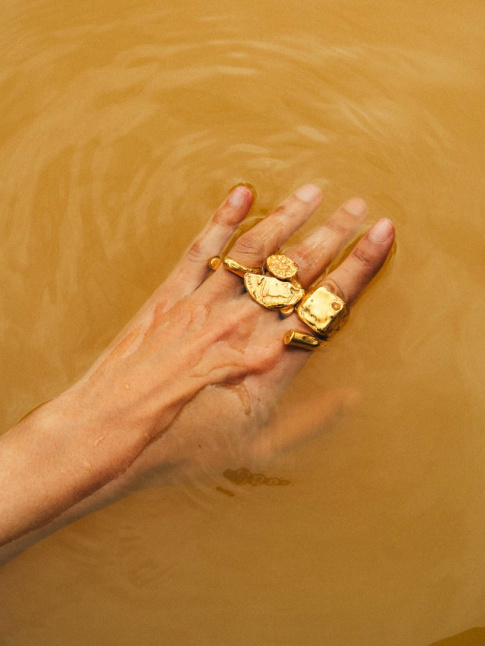 Envie de bijoux dors  l'allure sauvage...