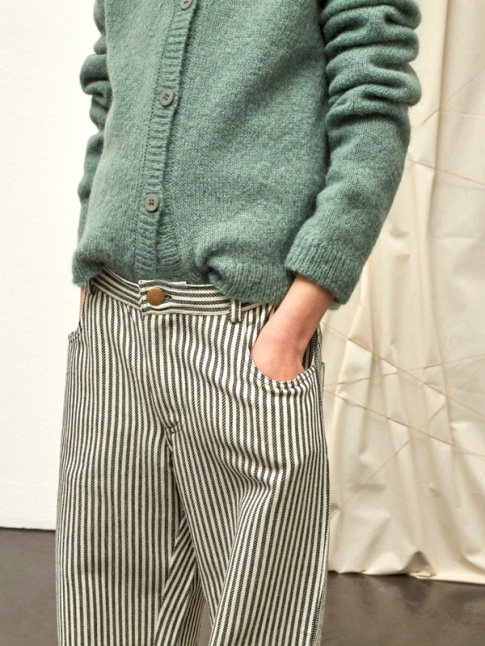 Mlant cosyness et coloris printanier, ce look a tout bon !