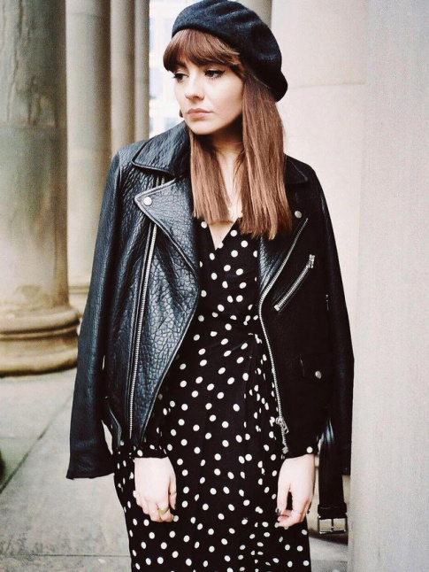Perfecto noir + robe  pois = le bon mix