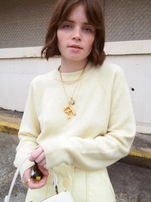 Pour ou contre le total look jaune ple ?