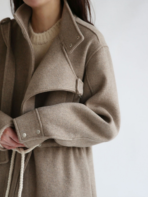 Mlant coupe sporty pure et matire de qualit, ce look a tout bon !