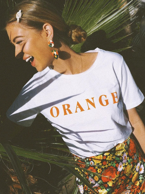 Dgaine girly sophistique + tee-shirt non moulant = le bon mix