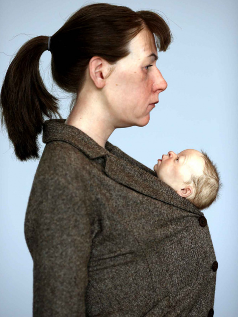 L'hyperralisme de l'artiste Ron Mueck : bouleversant et hypnotisant