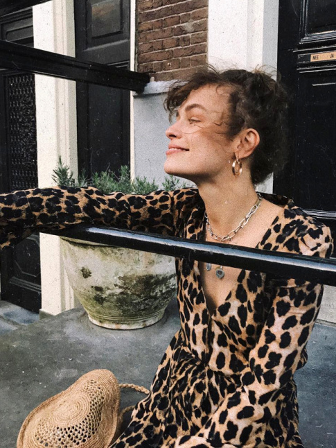 Consomm en mode cool, l'imprim lopard devient irrsistible