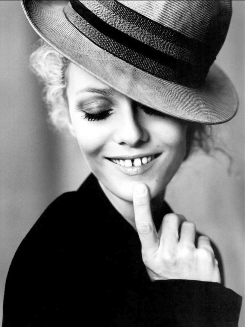 Vive ces petits dfauts qui, une fois accepts, accentuent la beaut !