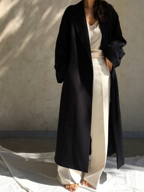 Mlant nonchalance, cosyness et lgance, ce look a tout bon !
