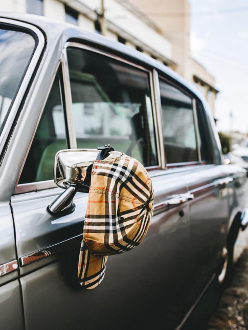 Faut-il ou non succomber  l'appel du tartan Burberry ?