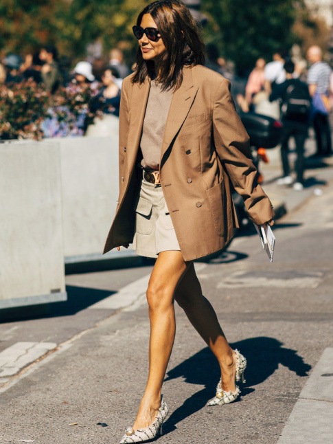 Rien de tel qu'une paire de jambes bronzes pour sublimer un look de dbut d'automne !