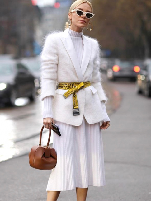 Ne jamais hsiter  improviser une ceinture avec un peu tout et n'importe quoi !