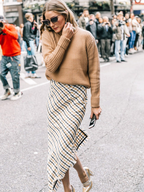 Subtil et parfaitement quilibr, ce look faussement classique a tout bon !