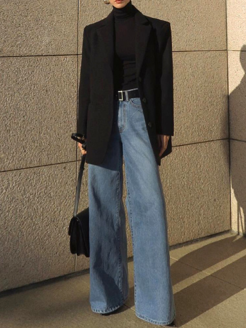 Oui au jean flare port en mode chic !