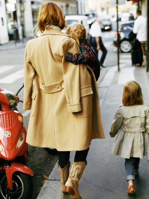 Santiags caramel + manteau camel = le bon mix