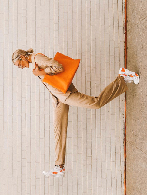 Camel + orange + blanc = le bon mix