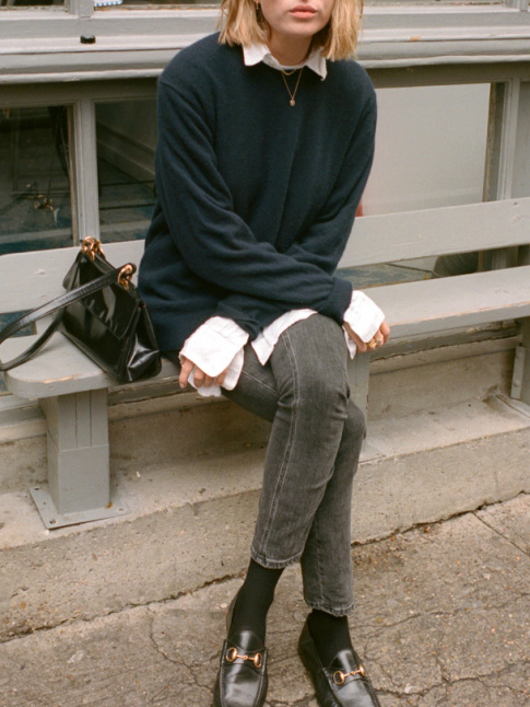 Mlant dsinvolture et dtails classiques, ce look a tout bon !