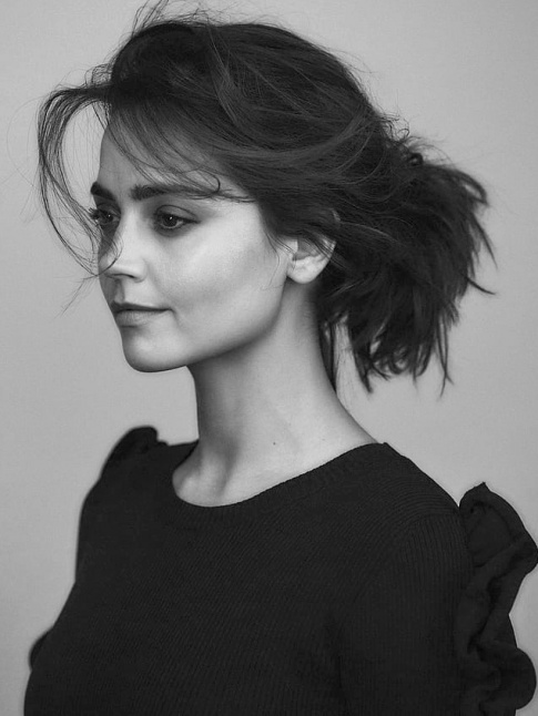 Oui au mix coiffure coiffe/dcoiffe + tenue chic !