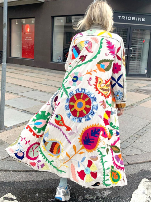 Wanted : un manteau de demi-saison illustr !
