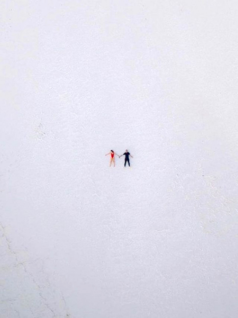 Seuls au monde, mais ensemble...