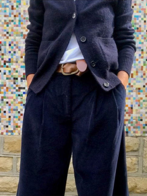 Faussement classique, ce look a tout bon !