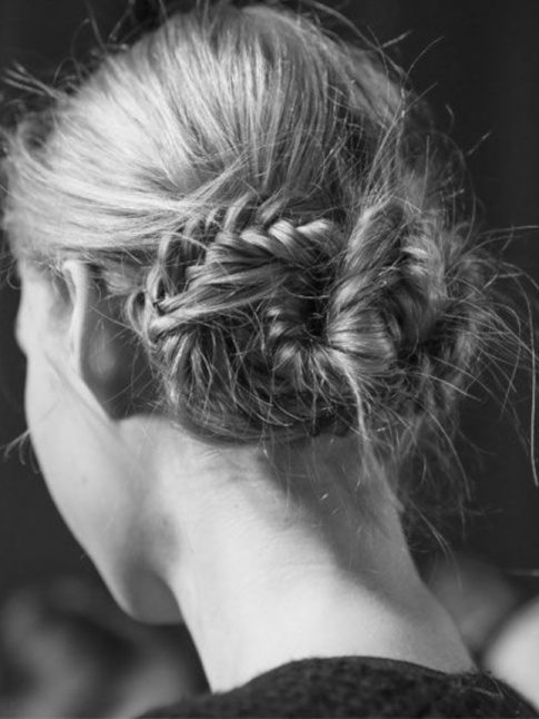 La tresse : un moyen facile d'upgrader un chignon !