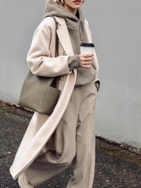 Oui au camaeu beige accompagn d'une touche de kaki !