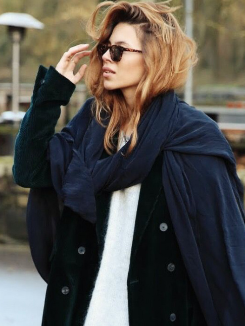 Mlant nonchalance et fminit, ce look a tout bon !