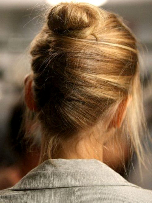 Mlant simplicit et lgance, cette coiffure a tout bon !