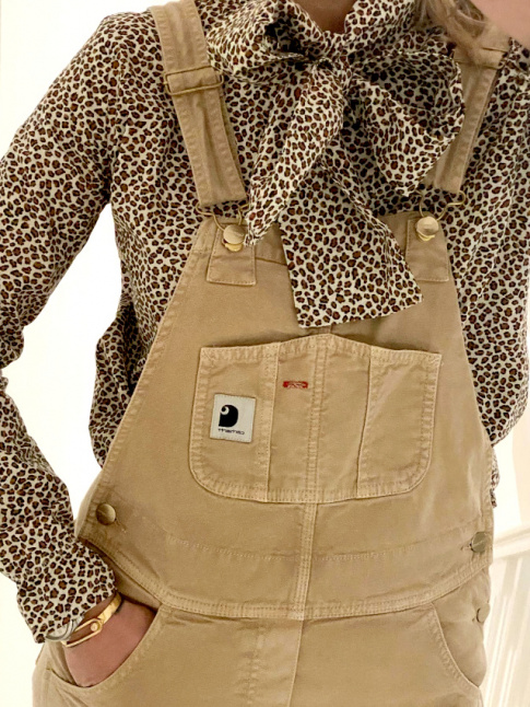 Travaill en camaeu, le mix and match de styles fonctionne toujours plus facilement !
