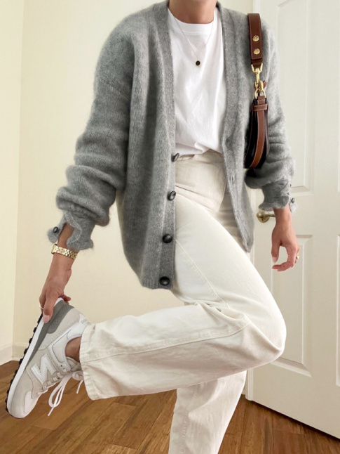 Ne jamais sous-estimer l'impact d'une pice moelleuse au sein d'un look sage !