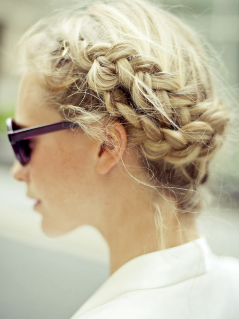 Rien de tel qu'une coiffure sophistique lgrement dcoiffe !