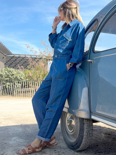 Combi de pompiste + deux chevaux = le bon mix