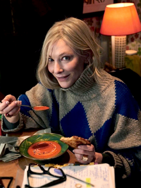 Un gros pull + une bonne soupe = le bon mix