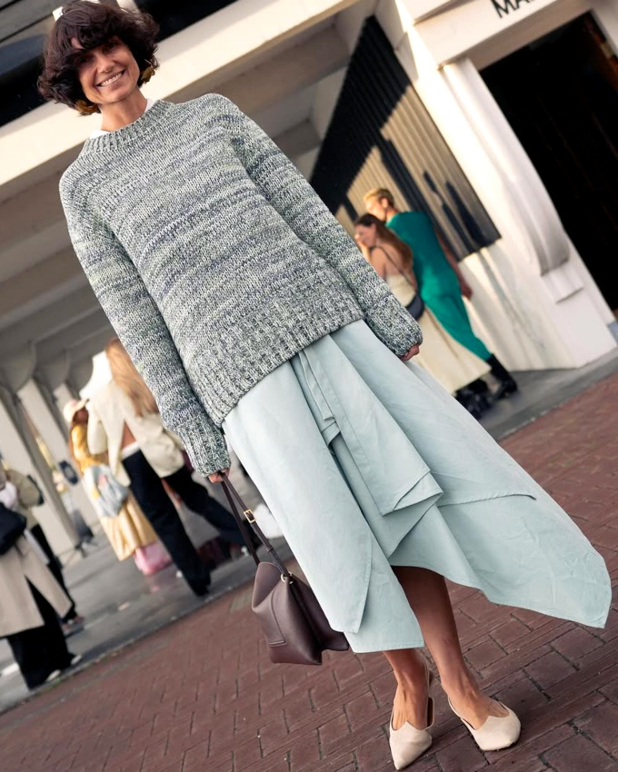 Envie de marier jupe longue et pull oversize !