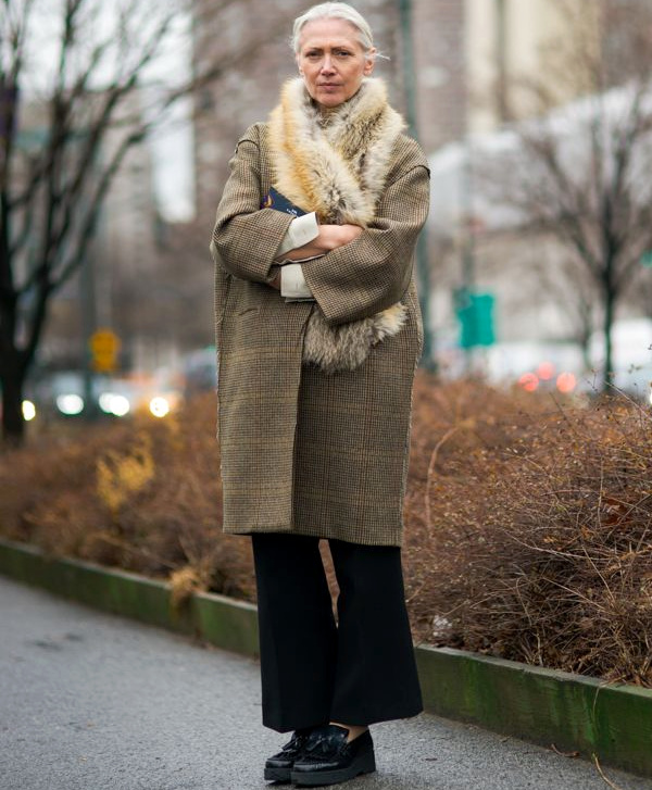 Manteau  carreaux + pantalon noir