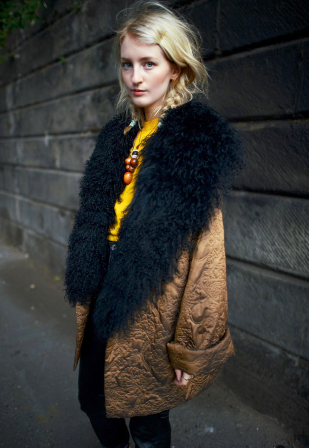 Mêlant fraîcheur et audace, ce look a tout bon !
