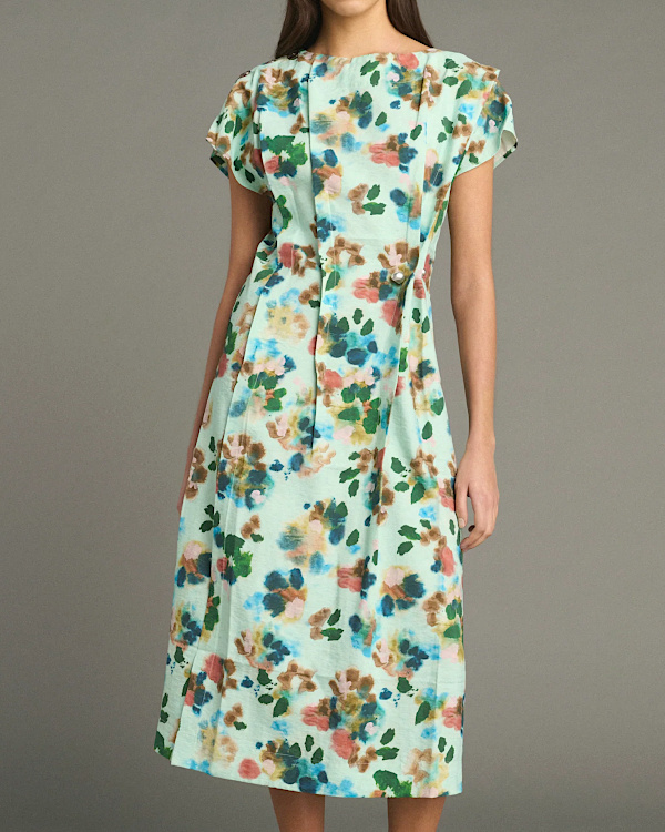 Silk dress with asymmetric darts